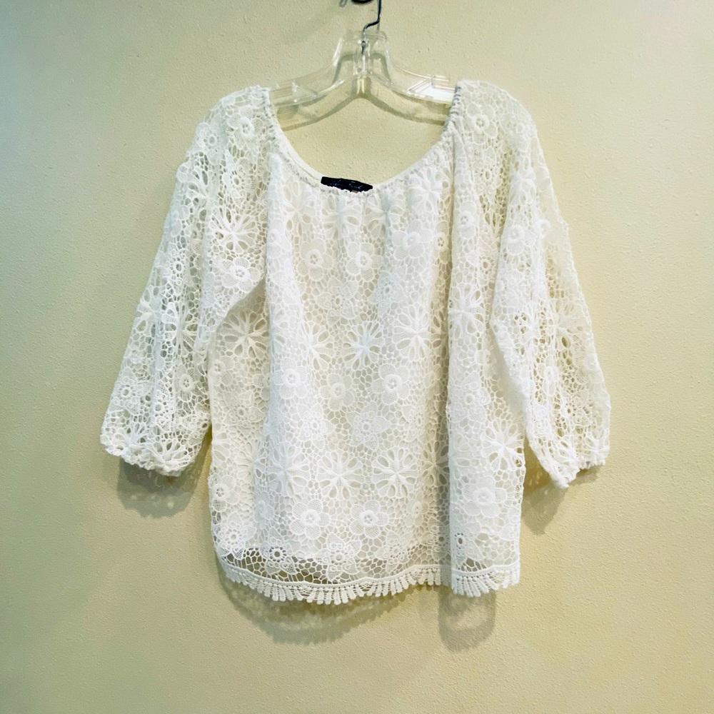 Anne French - Cutest Lace Top Ever! 💎